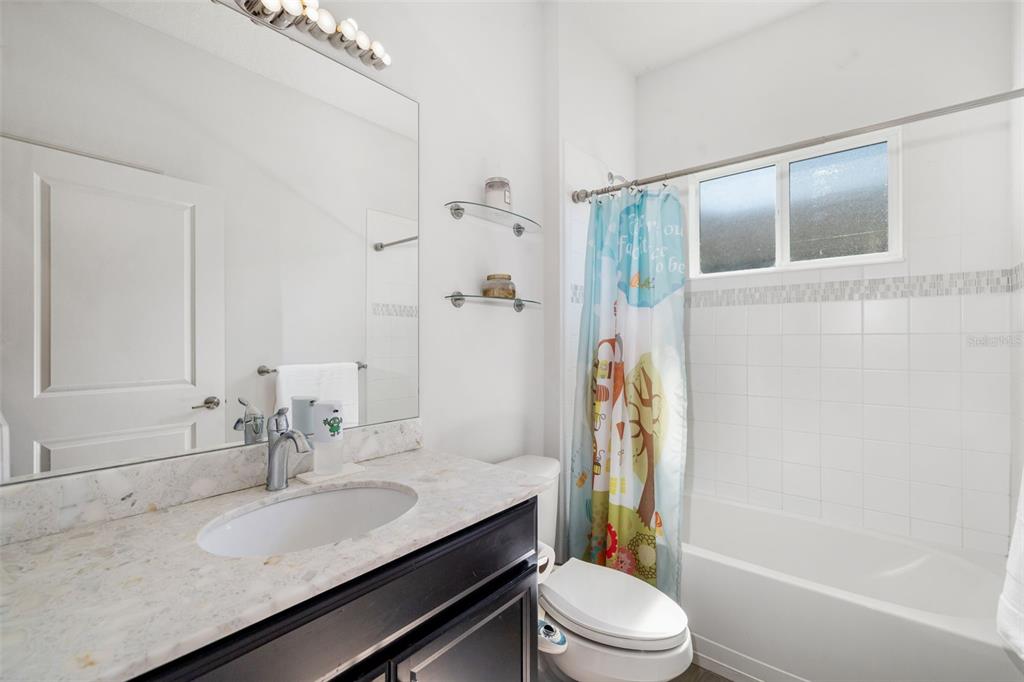 Bradenton, Florida, 34212, United States, 4 Bedrooms Bedrooms, ,3 BathroomsBathrooms,Residential,For Sale,1866766