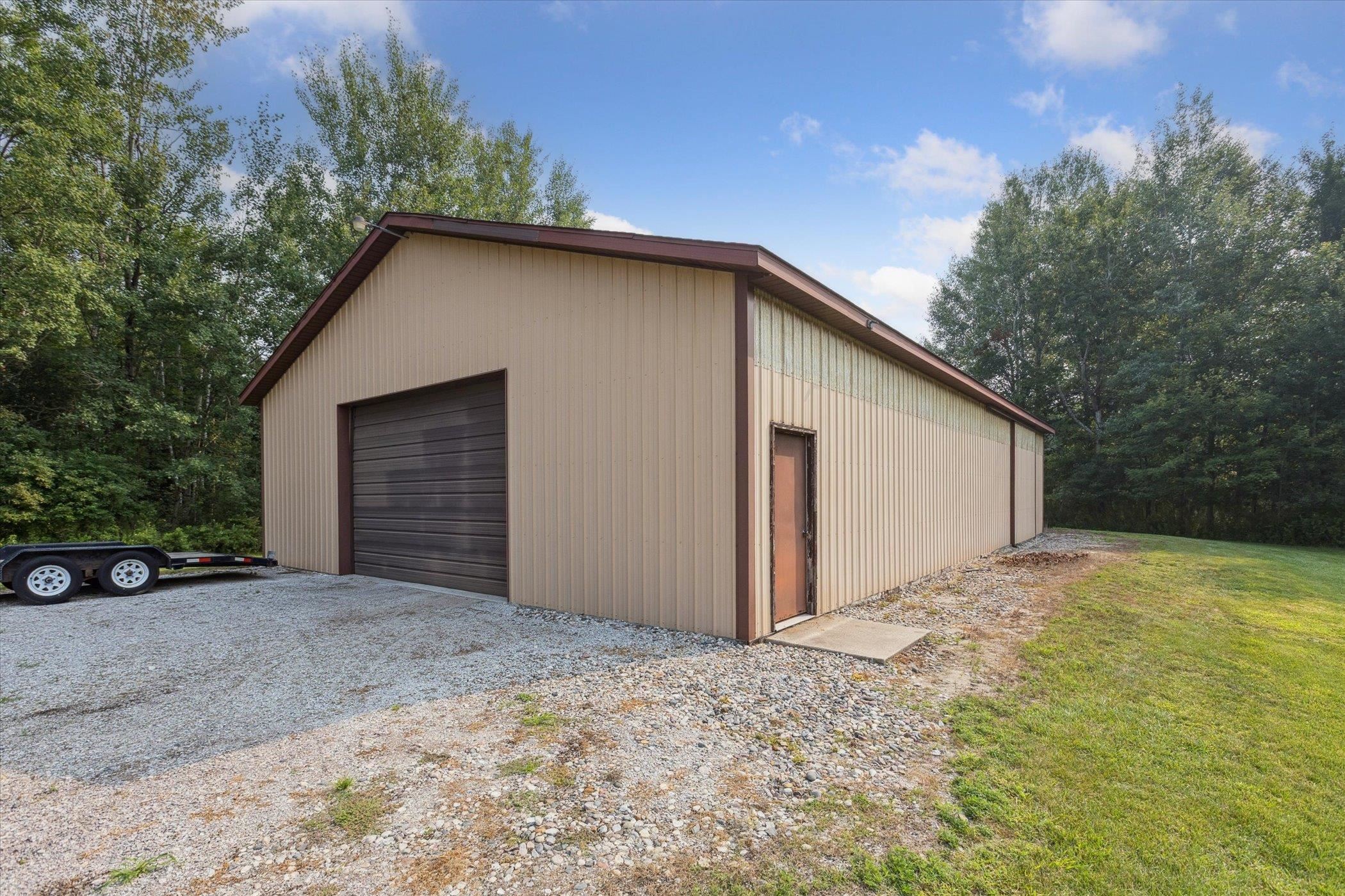 Midland, Michigan, 48640, United States, 3 Bedrooms Bedrooms, ,3 BathroomsBathrooms,Residential,For Sale,1975279