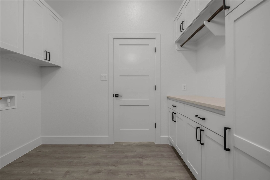 Franklin, Texas, 77856, United States, 4 Bedrooms Bedrooms, ,4 BathroomsBathrooms,Residential,For Sale,1982097