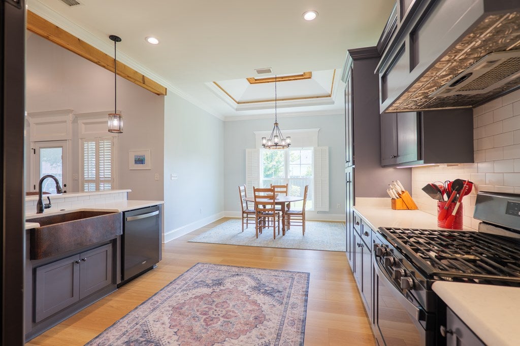 Valdosta, Georgia, 31601, United States, 4 Bedrooms Bedrooms, ,3 BathroomsBathrooms,Residential,For Sale,1991000