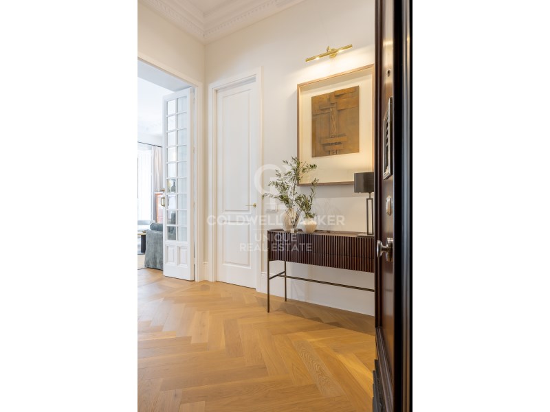 Madrid, Comunidad de Madrid, ES, 5 Bedrooms Bedrooms, ,6 BathroomsBathrooms,Residential,For Sale,1932441