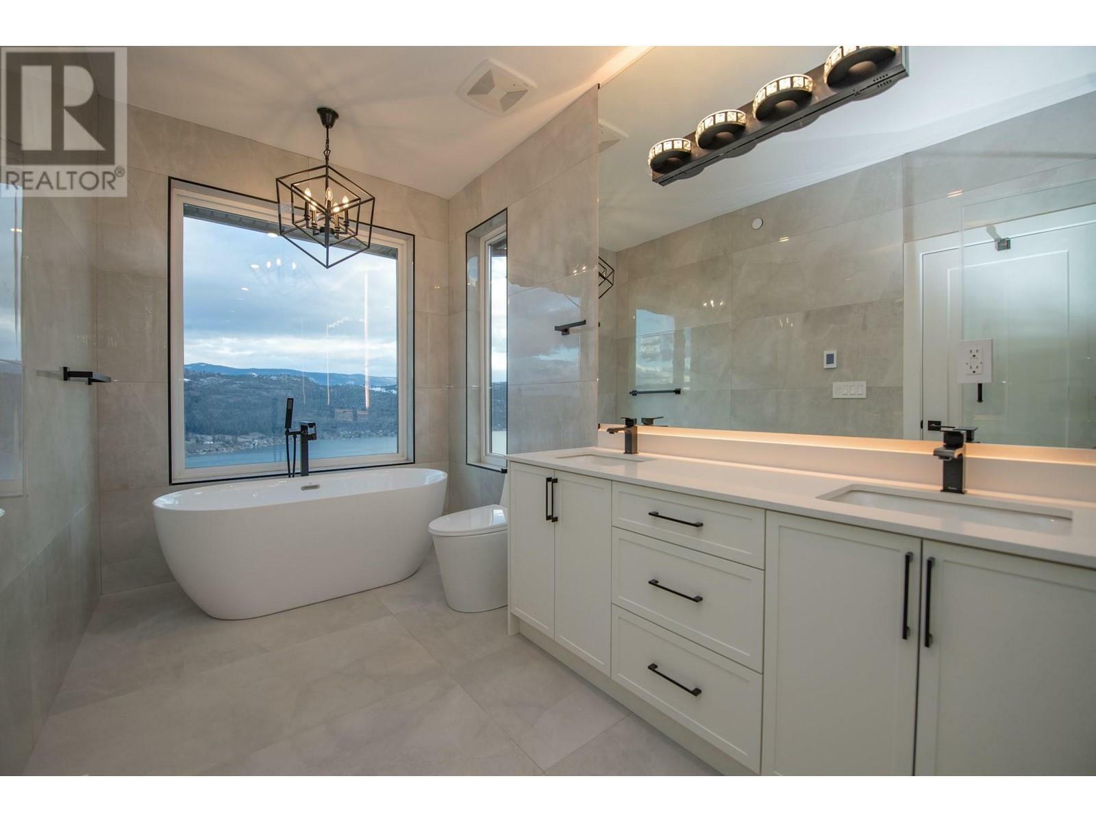 VERNON, British Columbia, V1H 2K9, CA, 4 Bedrooms Bedrooms, ,4 BathroomsBathrooms,Residential,For Sale,1838504