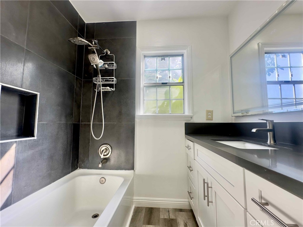 Downey, California, 90241, United States, 3 Bedrooms Bedrooms, ,2 BathroomsBathrooms,Residential,For Sale,1915568