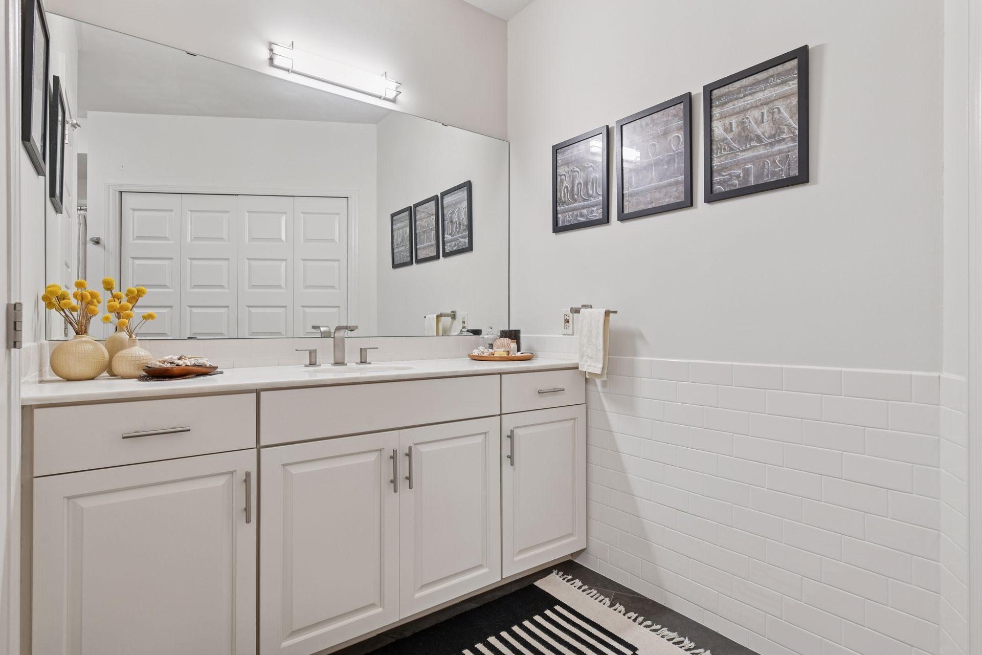 Minneapolis, Minnesota, 55416, United States, 2 Bedrooms Bedrooms, ,1 BathroomBathrooms,Residential,For Sale,1993014