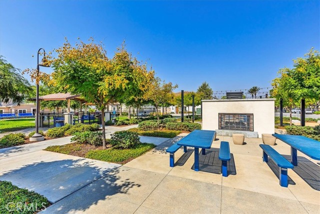 Fontana, California, 92336, United States, 3 Bedrooms Bedrooms, ,2 BathroomsBathrooms,Residential,For Sale,1931875