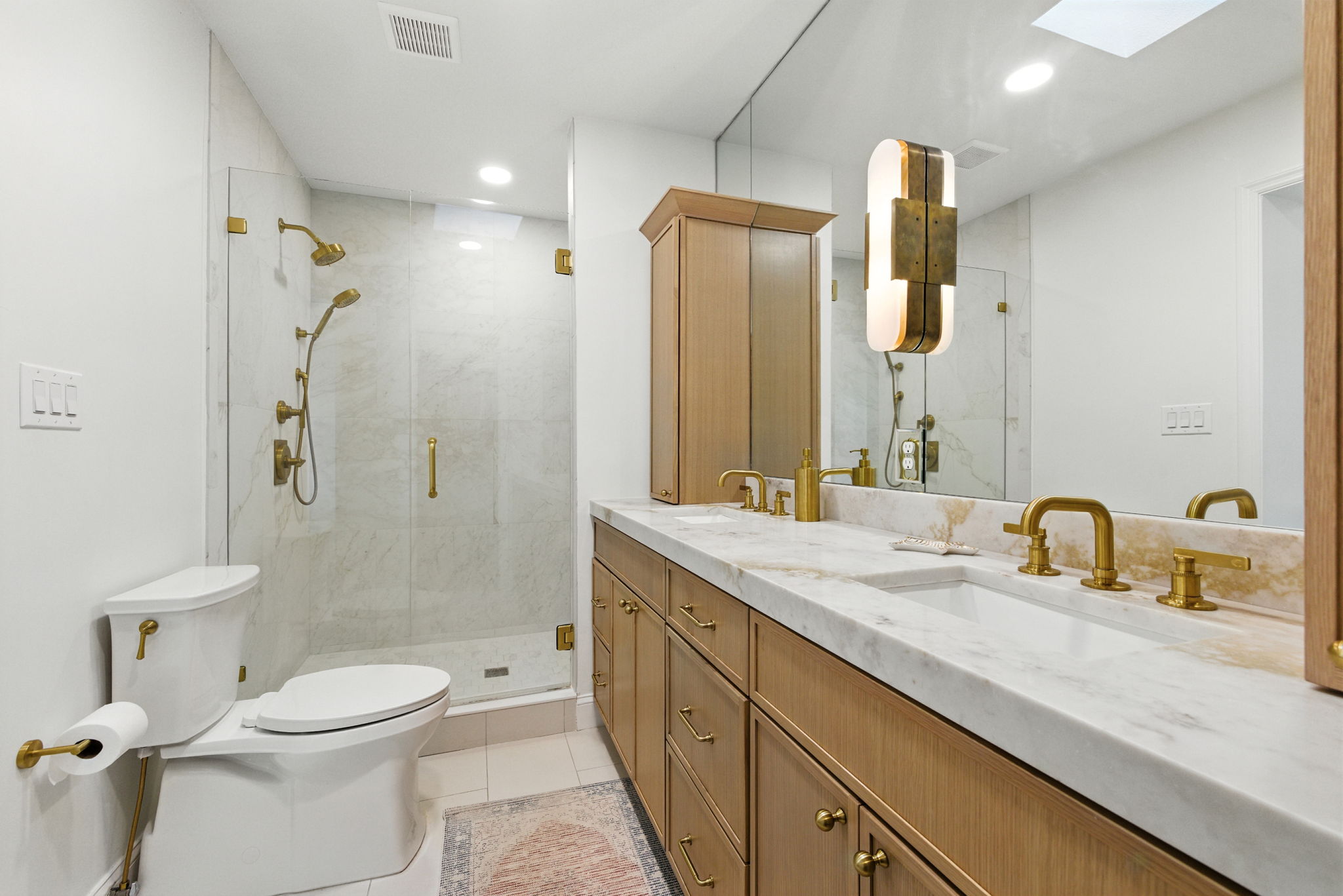 Tampa, Florida, 33629, United States, 3 Bedrooms Bedrooms, ,3 BathroomsBathrooms,Residential,For Sale,1923069