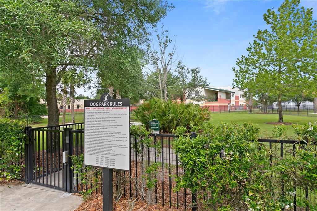 Lithia, Florida, 33547, United States, 5 Bedrooms Bedrooms, ,4 BathroomsBathrooms,Residential,For Sale,1997364