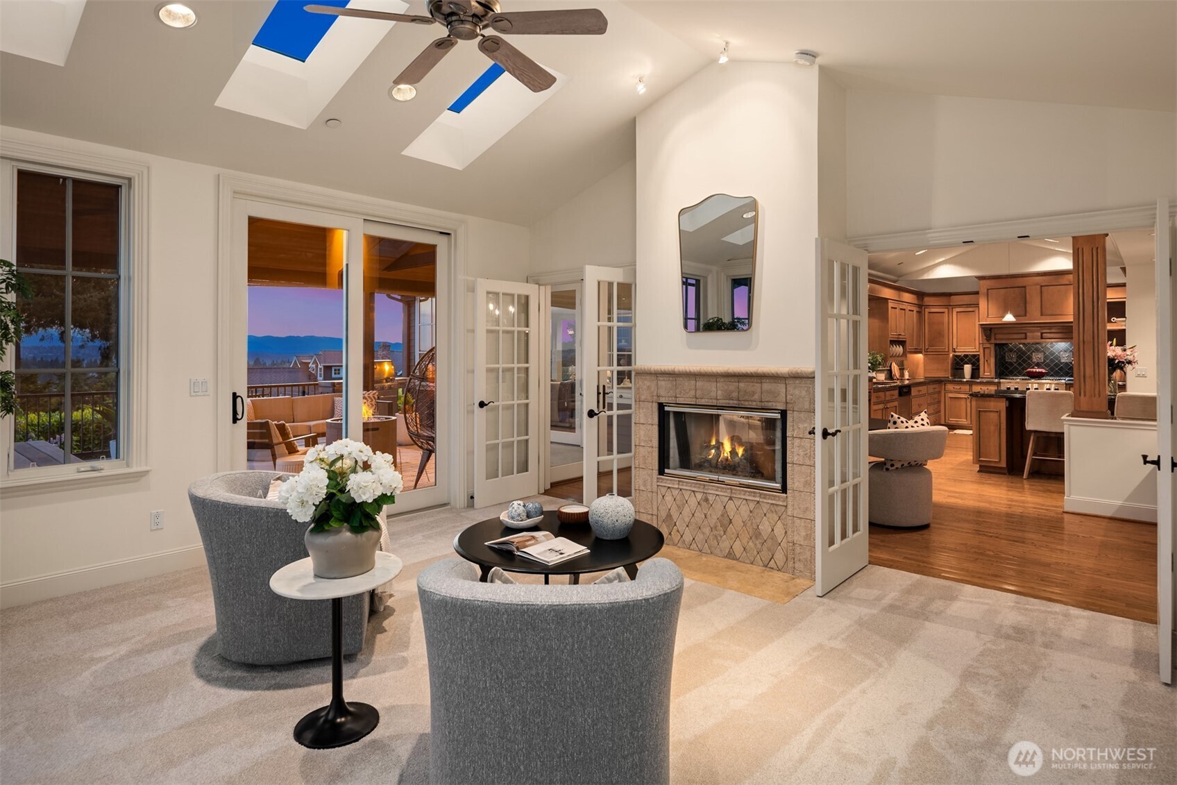 Clyde Hill, Washington, 98004, United States, 4 Bedrooms Bedrooms, ,4 BathroomsBathrooms,Residential,For Sale,1805060