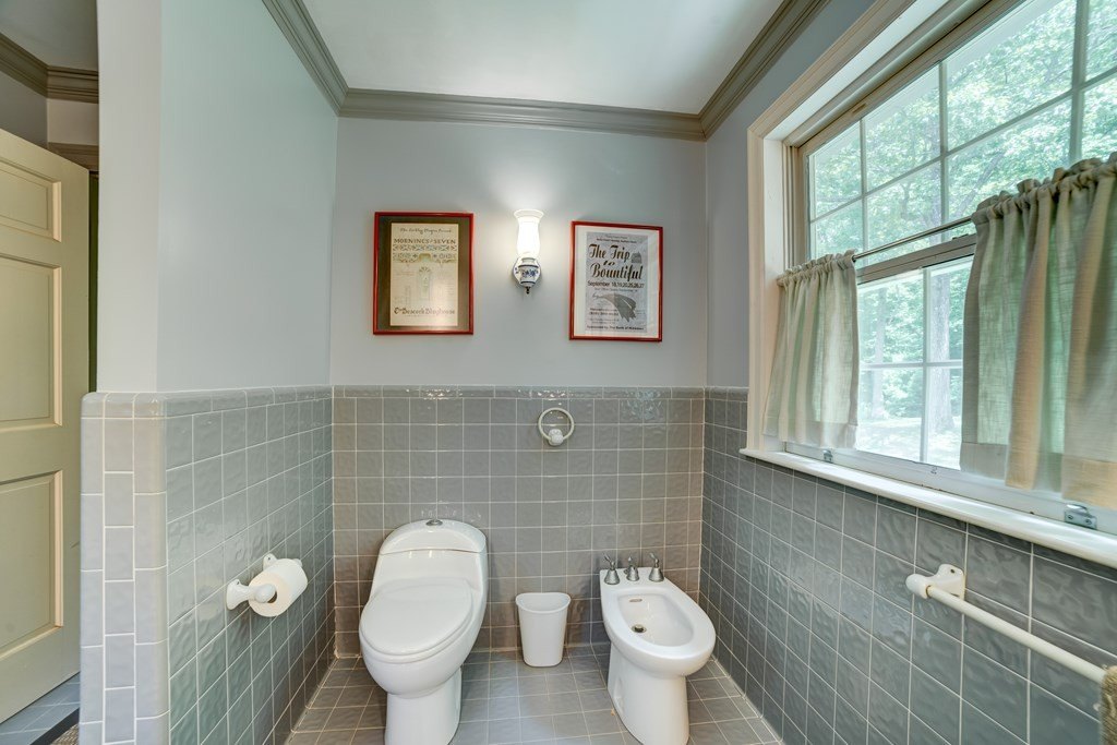 Hiawassee, Georgia, 30546, United States, 3 Bedrooms Bedrooms, ,4 BathroomsBathrooms,Residential,For Sale,1981335