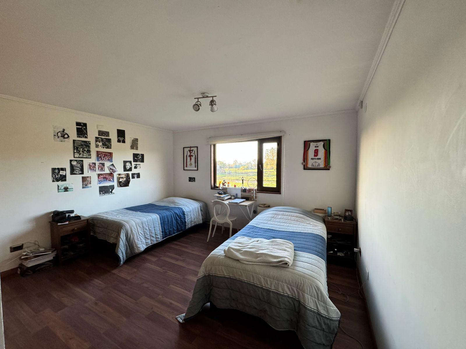 Puerto Varas, Chile, 5 Bedrooms Bedrooms, ,4 BathroomsBathrooms,Residential,For Sale,1927519