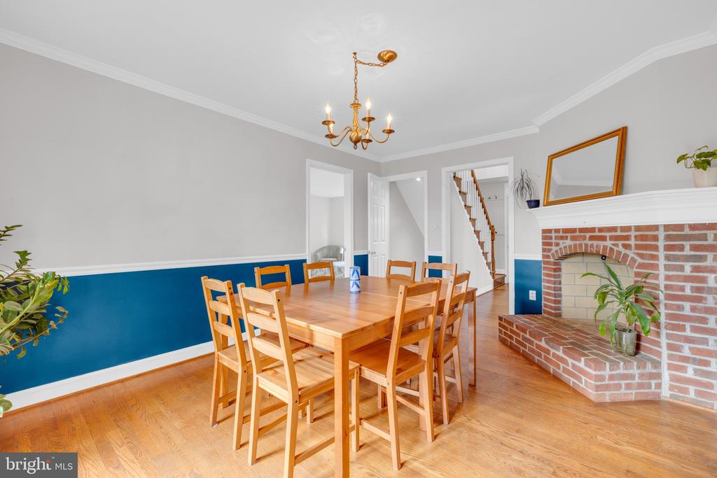 Warrenton, Virginia, 20187, United States, 3 Bedrooms Bedrooms, ,4 BathroomsBathrooms,Residential,For Sale,1977247