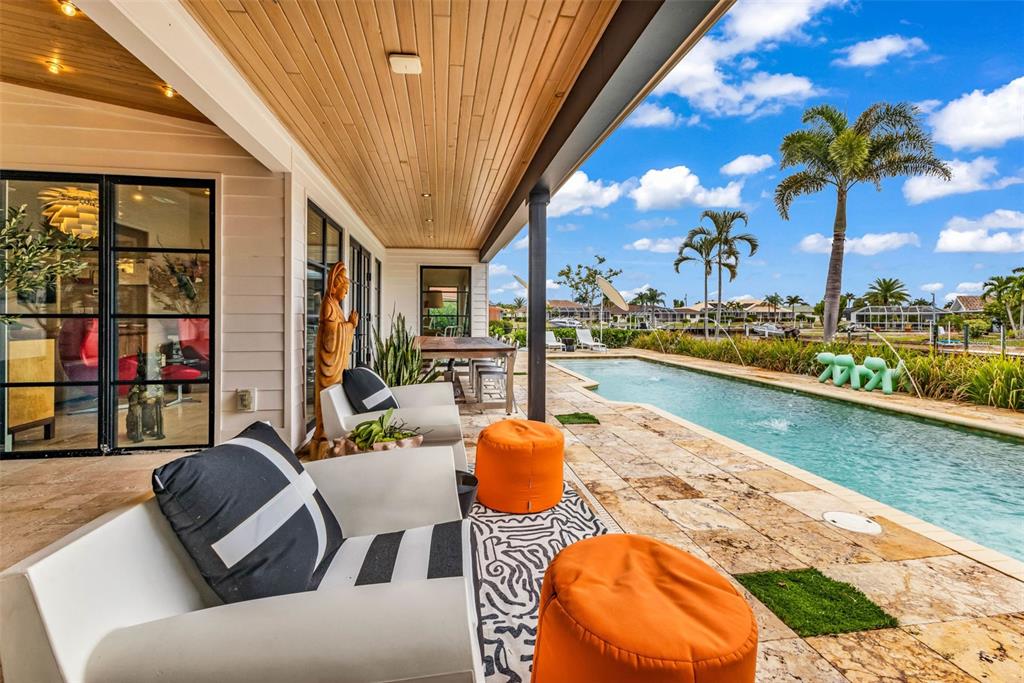 Punta Gorda, Florida, 33950, United States, 3 Bedrooms Bedrooms, ,2 BathroomsBathrooms,Residential,For Sale,1989278