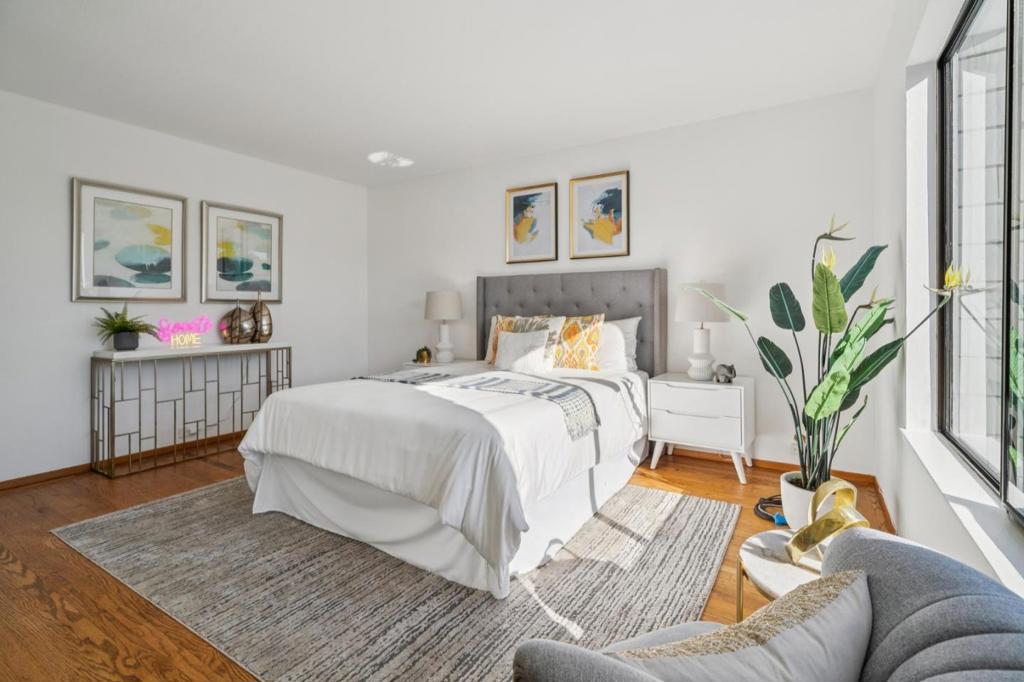 San Francisco, California, 94131, United States, 3 Bedrooms Bedrooms, ,3 BathroomsBathrooms,Residential,For Sale,1974039