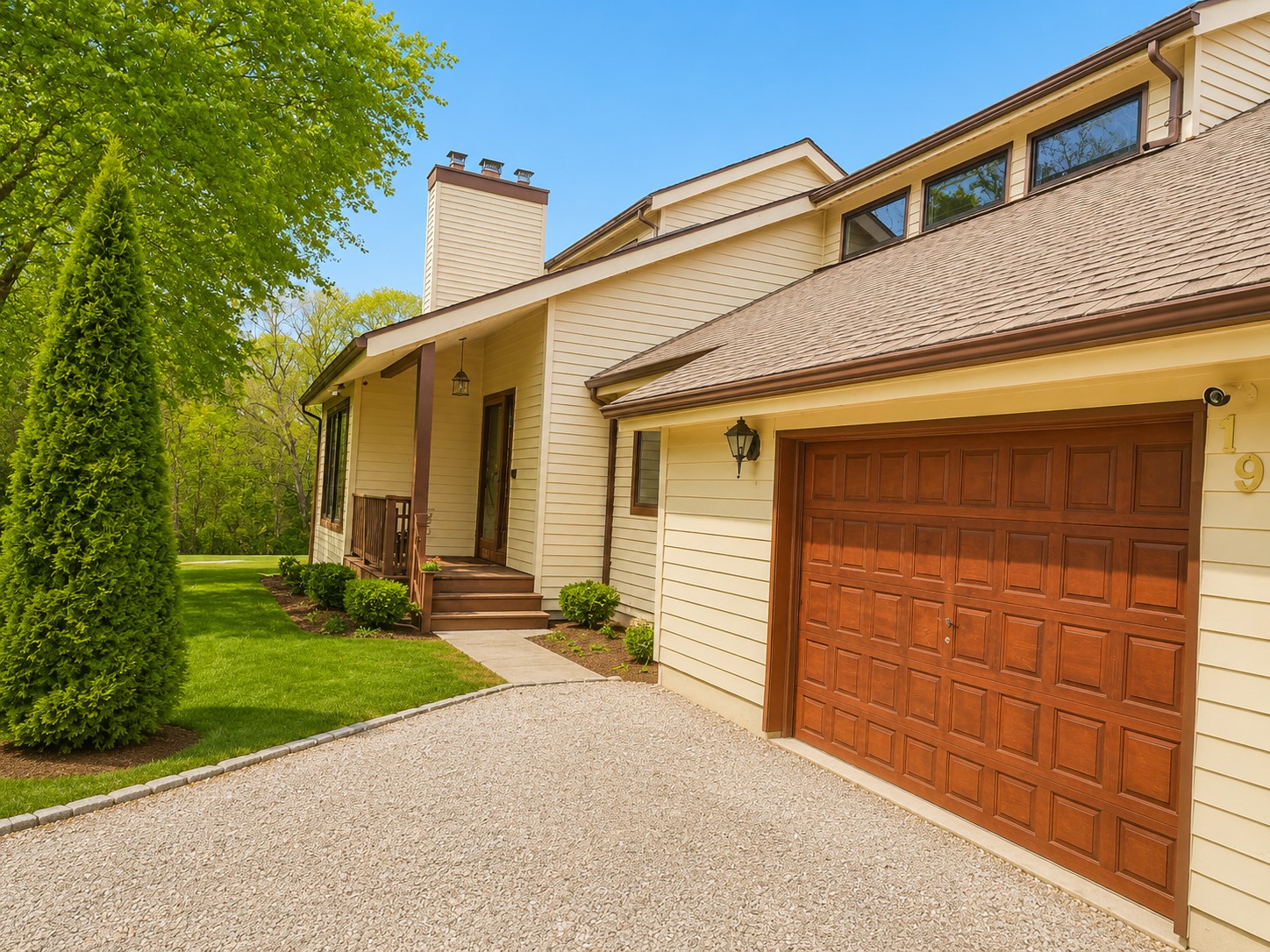 Middle Island, New York, 11953, United States, 4 Bedrooms Bedrooms, ,4 BathroomsBathrooms,Residential,For Sale,2049194