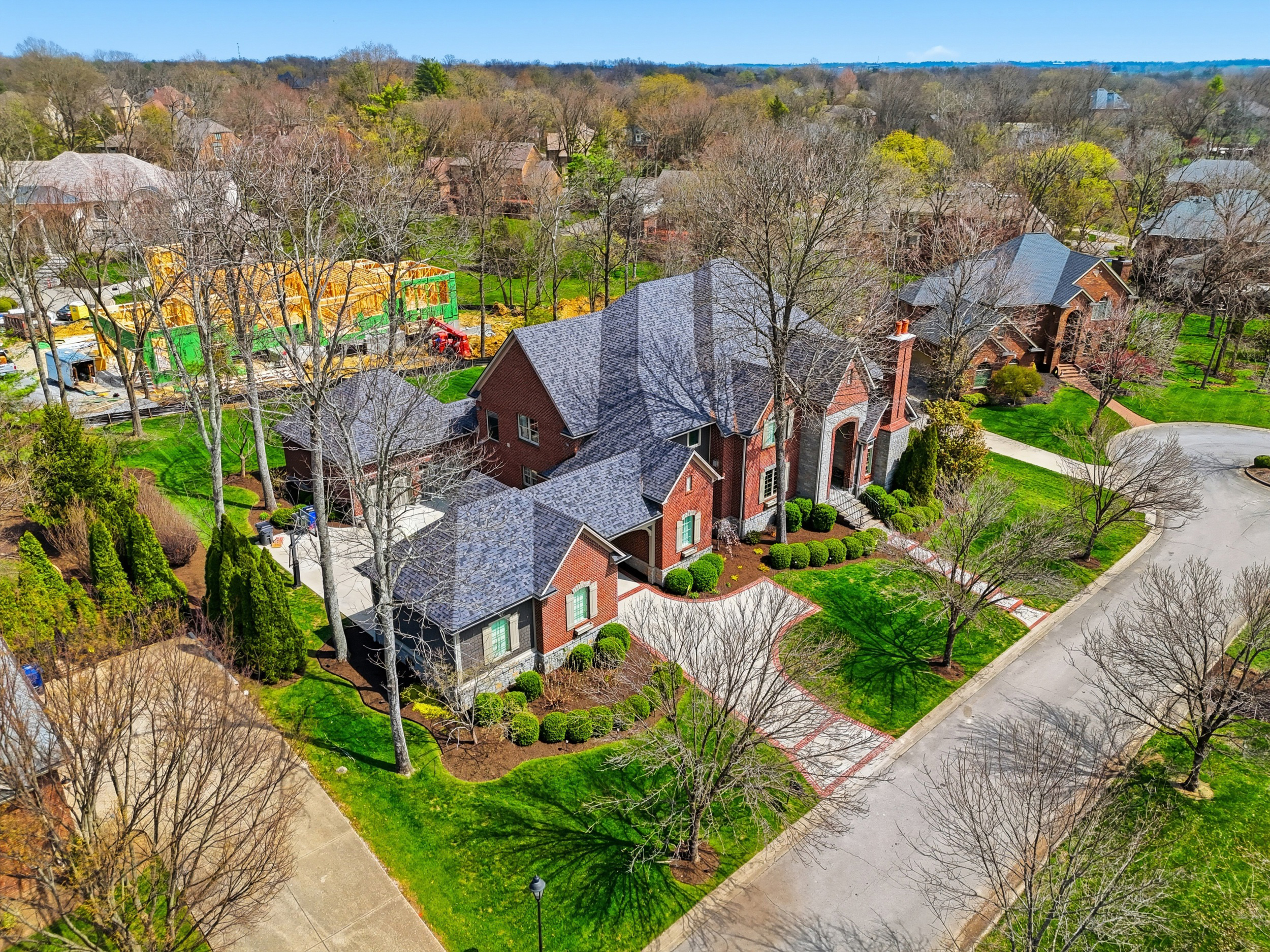  4848 Chelmsbury Lane - 物件實景