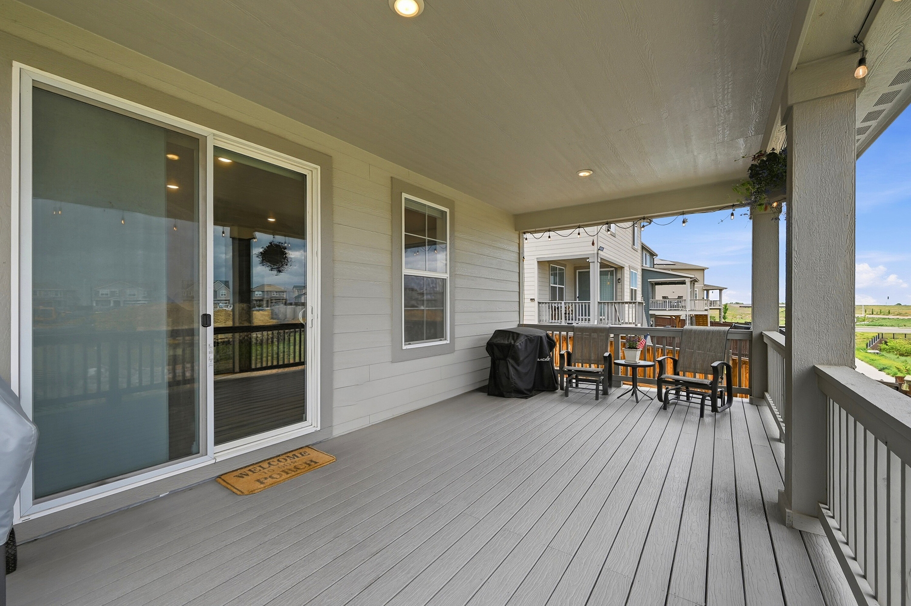 Thornton, Colorado, 80602, United States, 4 Bedrooms Bedrooms, ,2 BathroomsBathrooms,Residential,For Sale,2048657