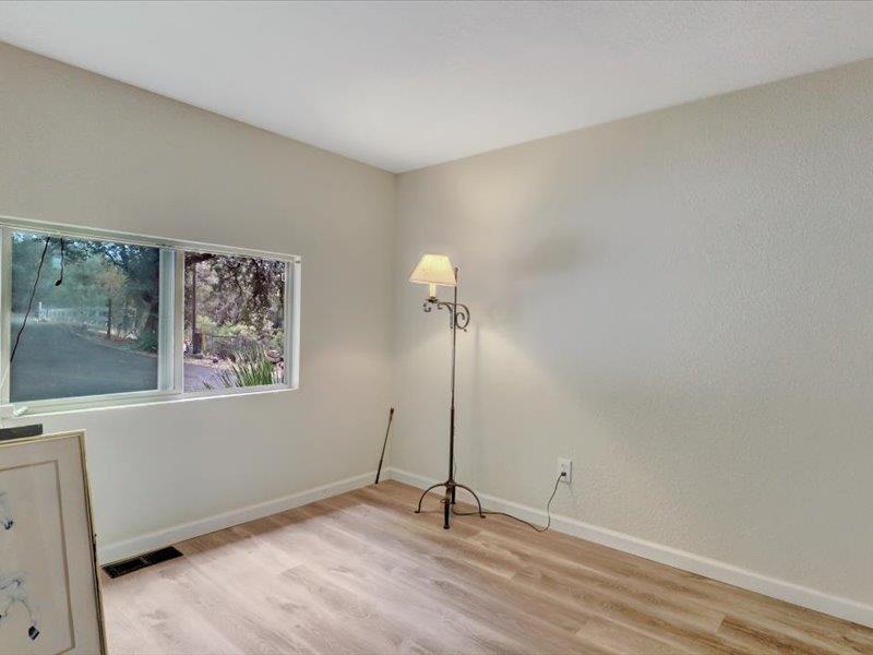 Grass Valley, California, 95949, United States, 3 Bedrooms Bedrooms, ,2 BathroomsBathrooms,Residential,For Sale,1982104