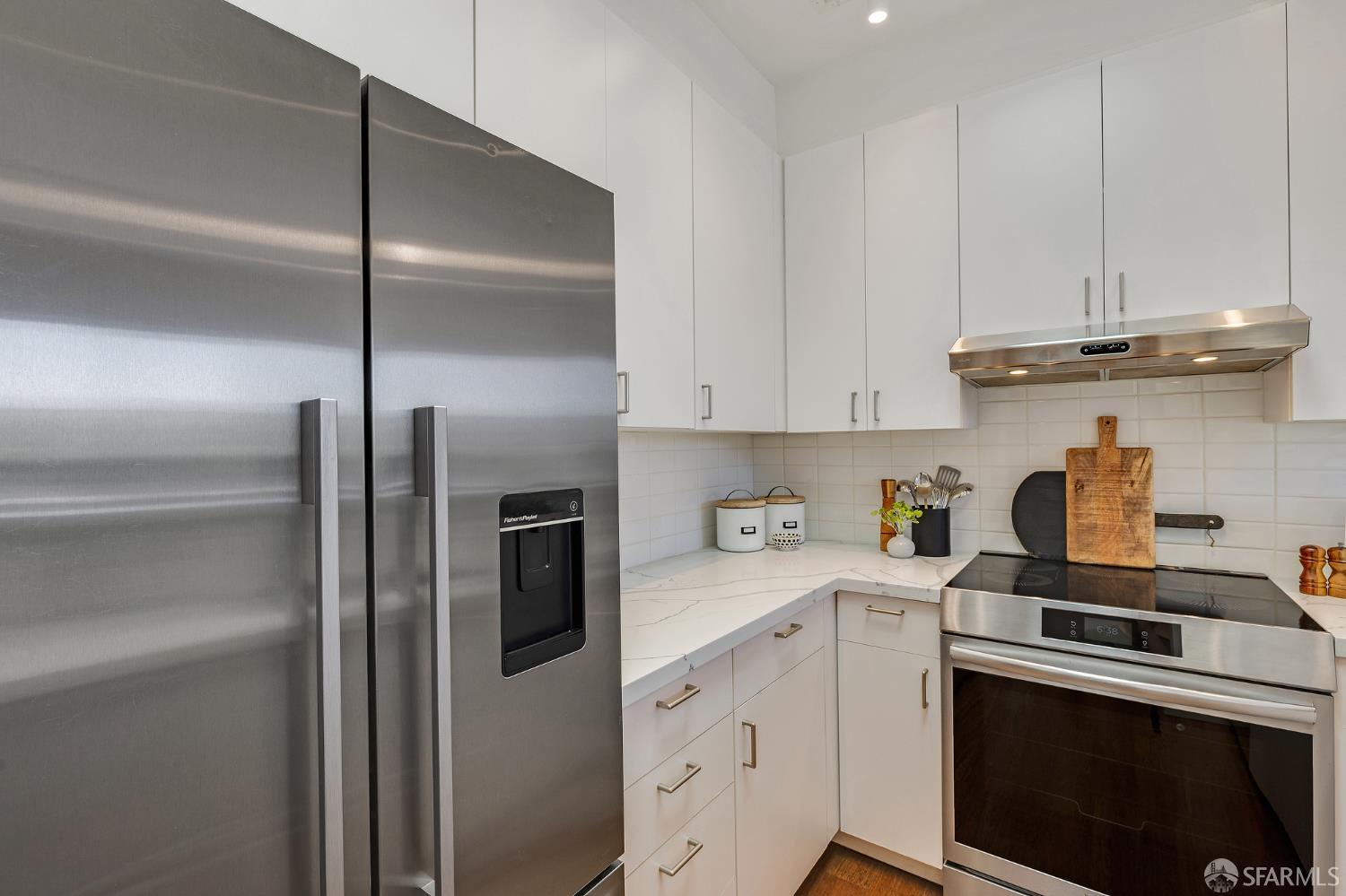 San Francisco, California, 94103, United States, 2 Bedrooms Bedrooms, ,2 BathroomsBathrooms,Residential,For Sale,1849011