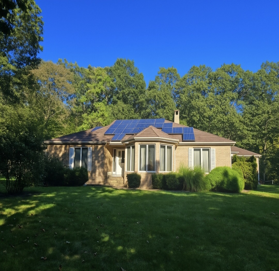 Hebron, Connecticut, 06248, United States, 3 Bedrooms Bedrooms, ,3 BathroomsBathrooms,Residential,For Sale,1991663