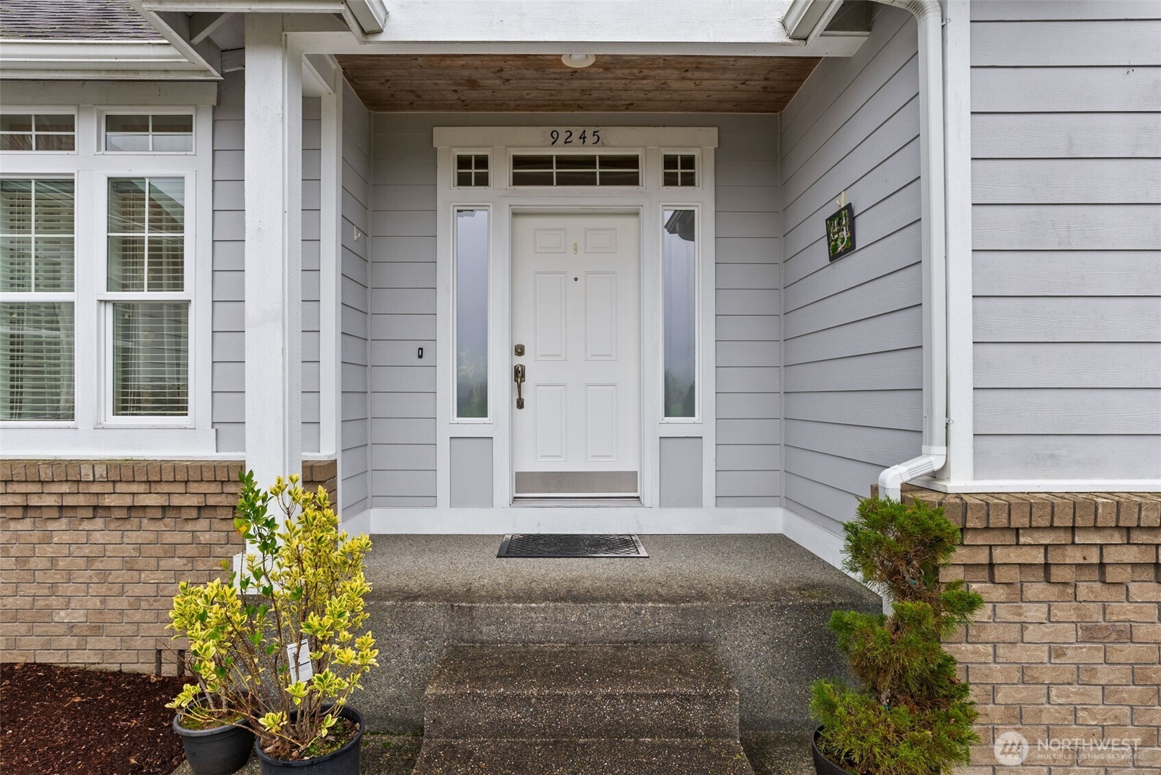 Olympia, Washington, 98513, United States, 3 Bedrooms Bedrooms, ,3 BathroomsBathrooms,Residential,For Sale,2012121