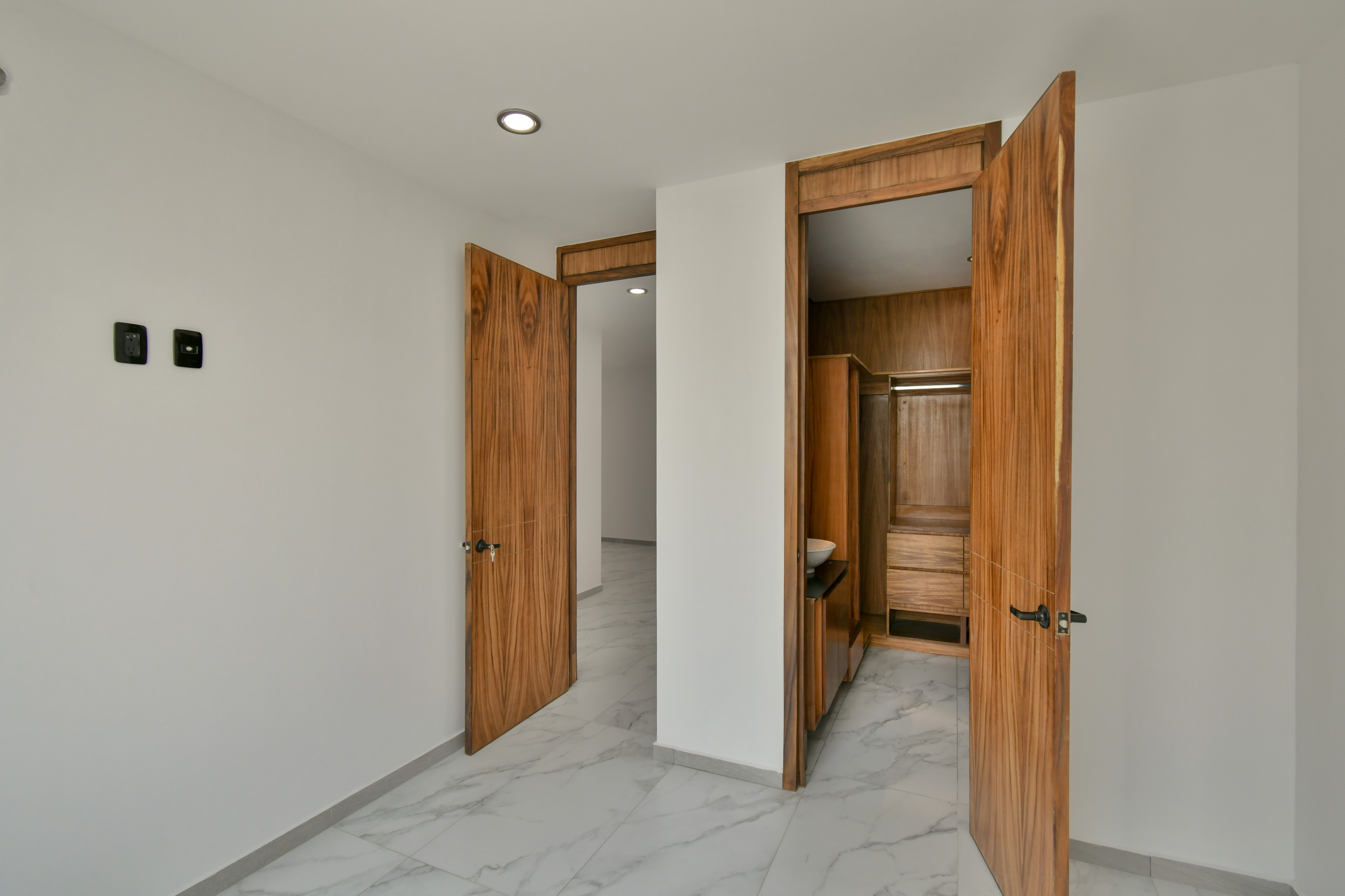  Residencia Contemporánea Coto Bastión Casa Fuerte en Venta - 物件實景