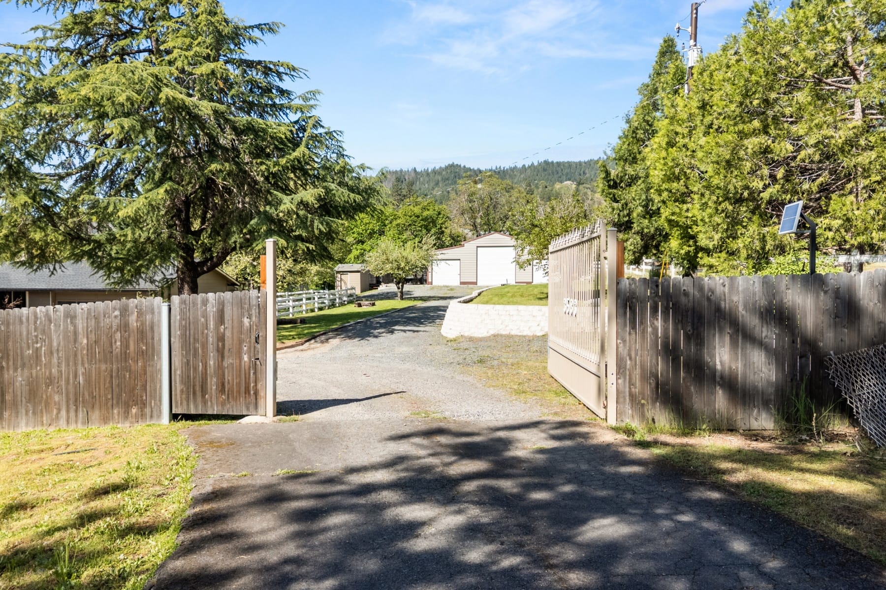  3583 Ross Lane Central Point, OR 97502 - 物件實景