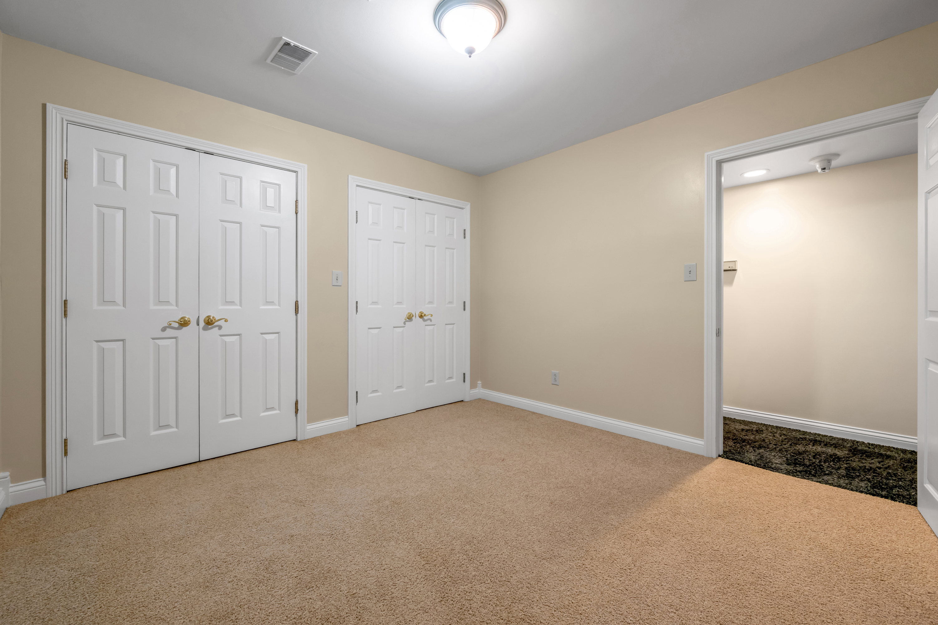  3516 Castlegate Wynd - 物件實景