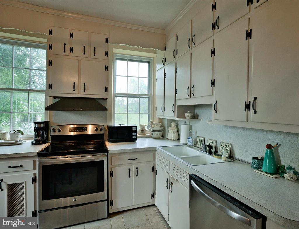 Westminster, Maryland, 21157, United States, 4 Bedrooms Bedrooms, ,3 BathroomsBathrooms,Residential,For Sale,1943426