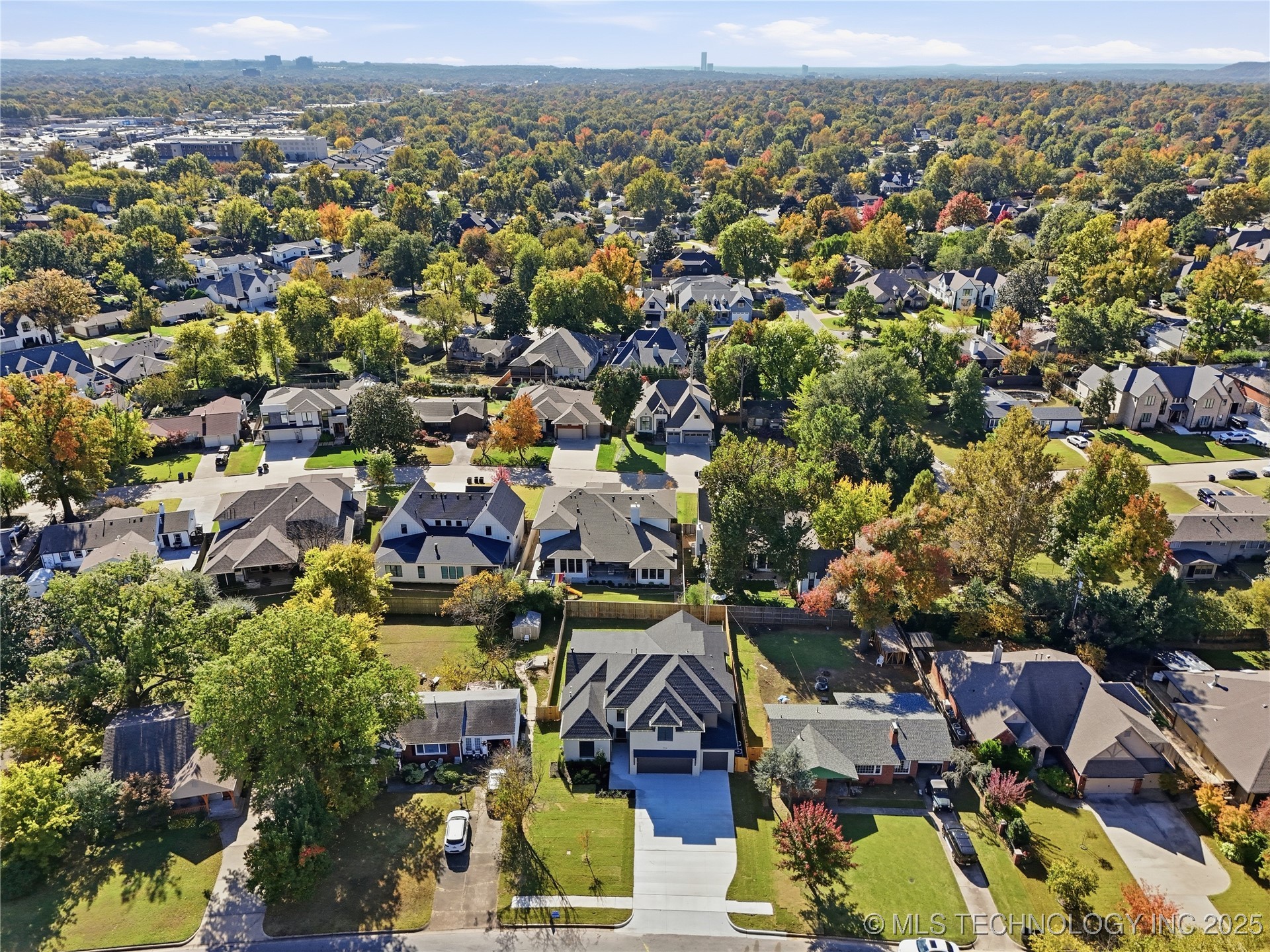 Tulsa, Oklahoma, 74114, United States, 4 Bedrooms Bedrooms, ,5 BathroomsBathrooms,Residential,For Sale,1990982