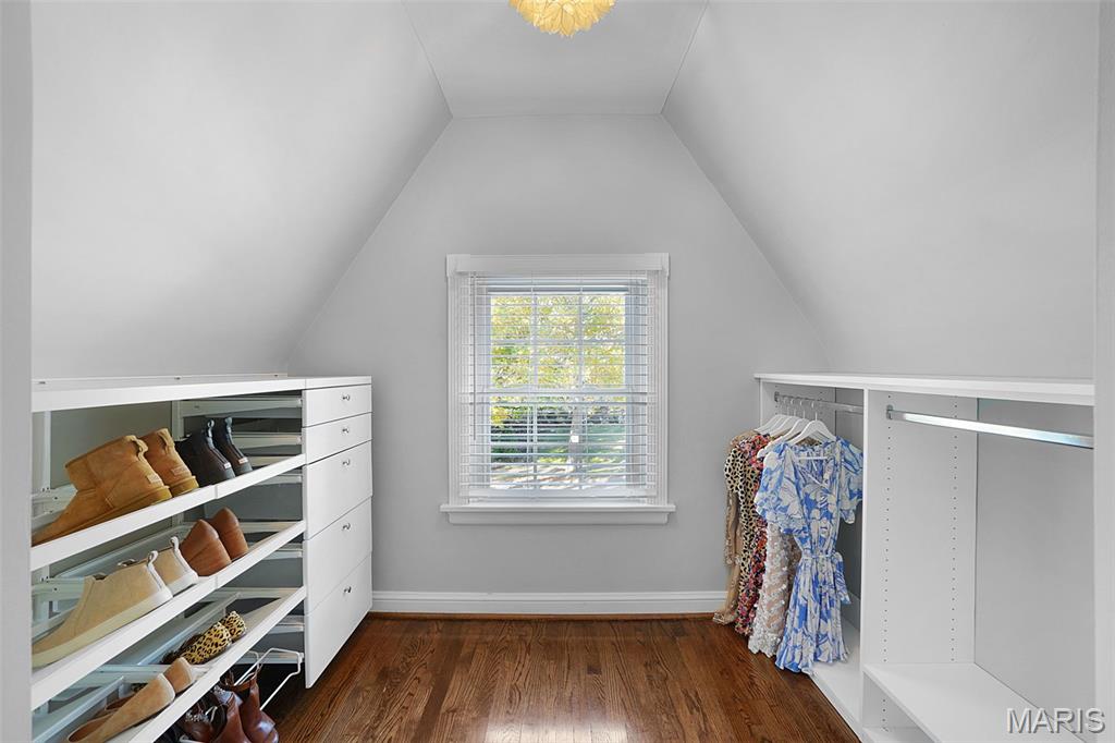 Warson Woods, Missouri, 63122, United States, 4 Bedrooms Bedrooms, ,3 BathroomsBathrooms,Residential,For Sale,1987966