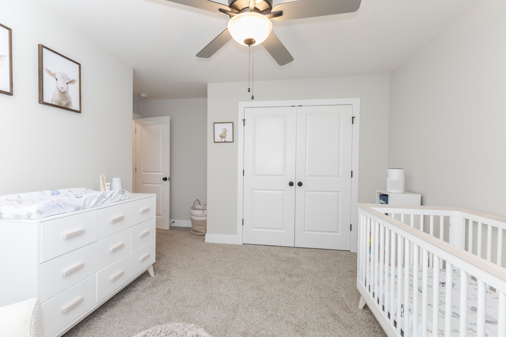 Bloomington, Illinois, 61705, United States, 4 Bedrooms Bedrooms, ,4 BathroomsBathrooms,Residential,For Sale,1996061