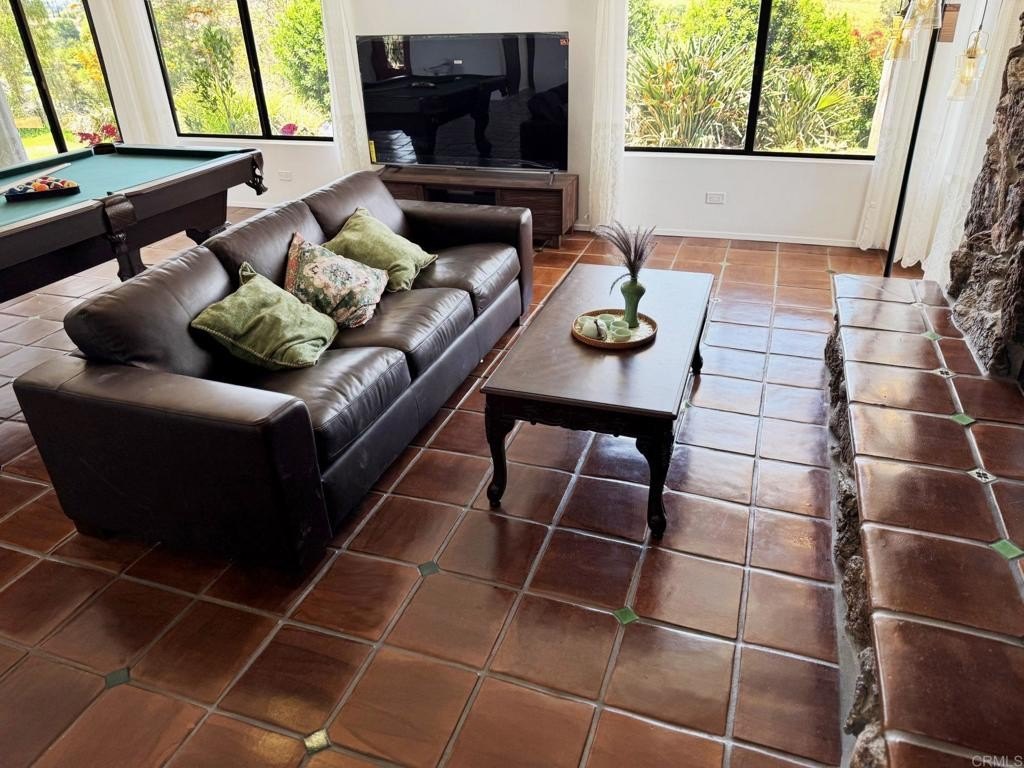 Fallbrook, California, 92028, United States, 3 Bedrooms Bedrooms, ,3 BathroomsBathrooms,Residential,For Sale,1828046