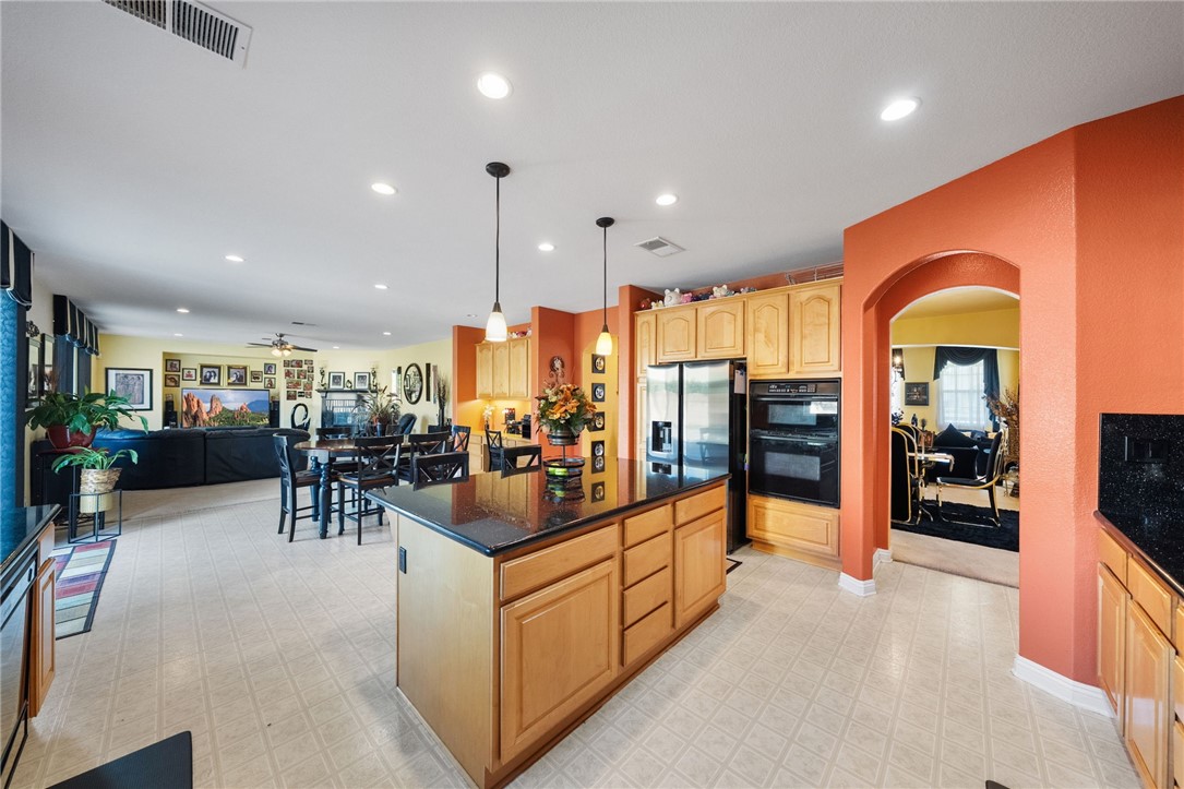 Eastvale, California, 91752, United States, 5 Bedrooms Bedrooms, ,5 BathroomsBathrooms,Residential,For Sale,1995400