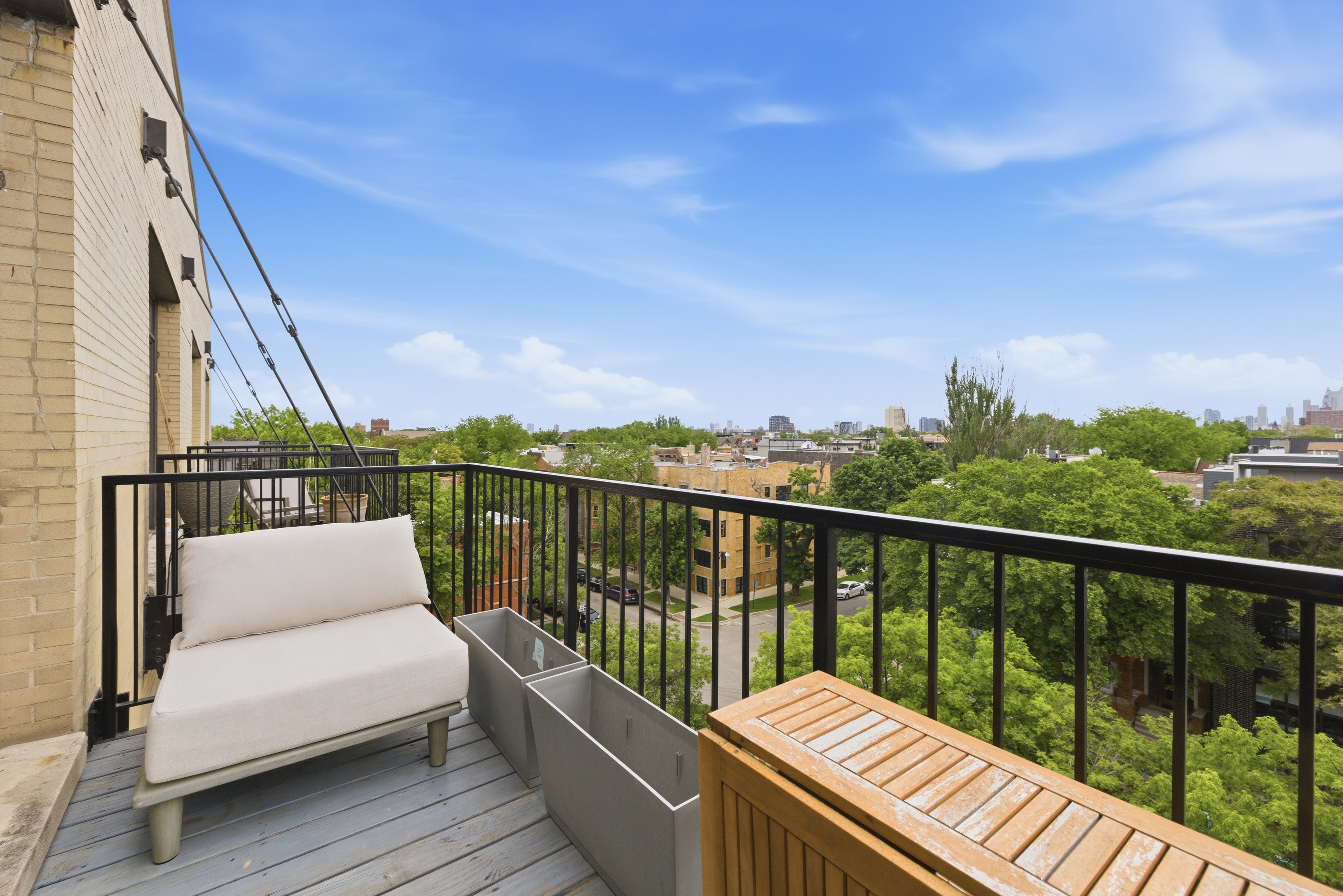  Penthouse Loft in the Heart of Ukrainian Village - 物件實景