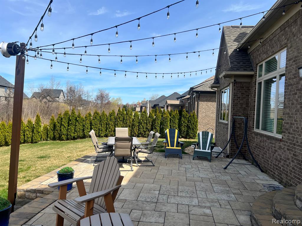 Shelby Township, Michigan, 48316, United States, 3 Bedrooms Bedrooms, ,4 BathroomsBathrooms,Residential,For Sale,2014056