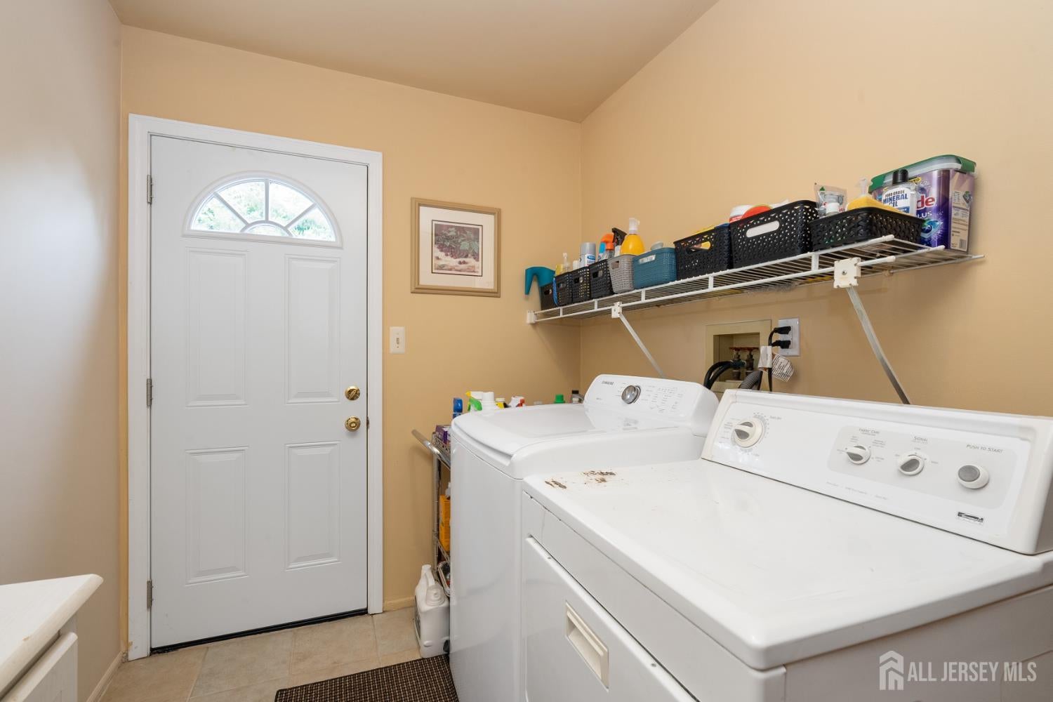 Piscataway, New Jersey, 08854, United States, 4 Bedrooms Bedrooms, ,3 BathroomsBathrooms,Residential,For Sale,1979846