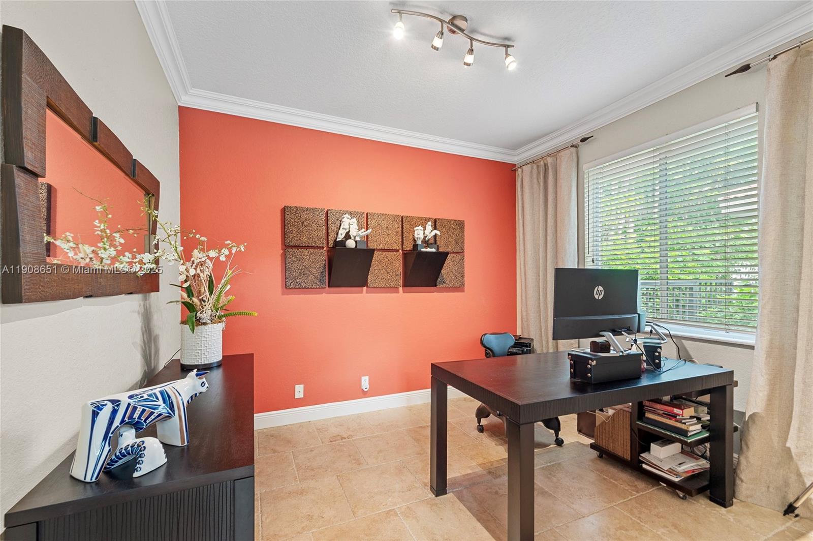 Weston, Florida, 33332, United States, 5 Bedrooms Bedrooms, ,4 BathroomsBathrooms,Residential,For Sale,1987743