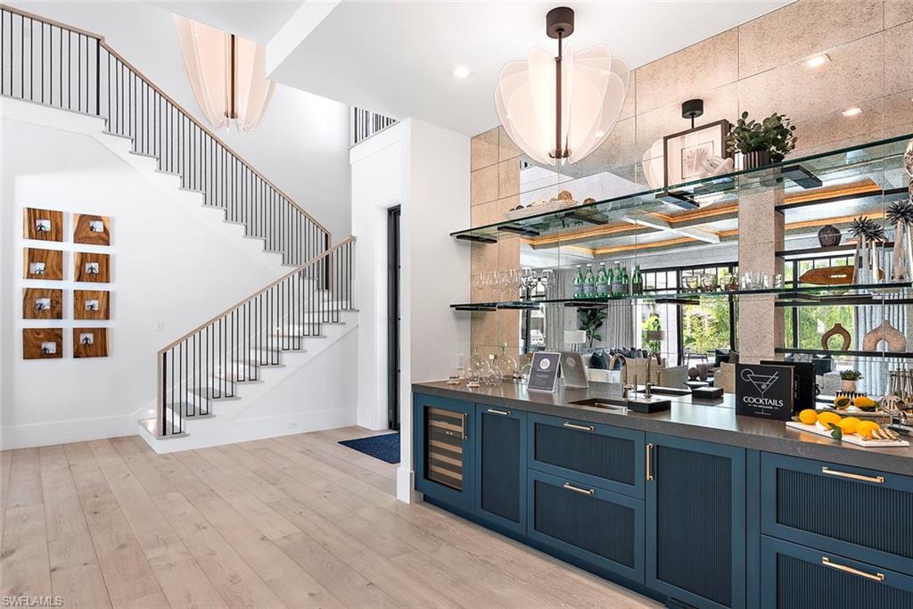 Naples, Florida, 34102, United States, 4 Bedrooms Bedrooms, ,6 BathroomsBathrooms,Residential,For Sale,2003055