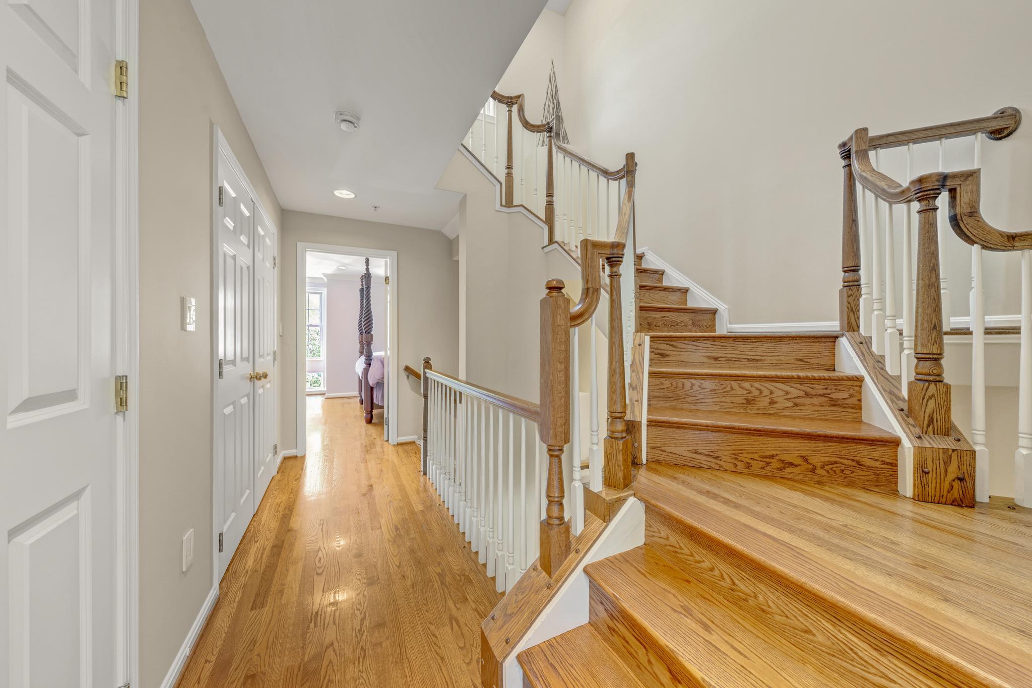  12076 Kinsley Place, Reston, VA, 20190 - 物件實景