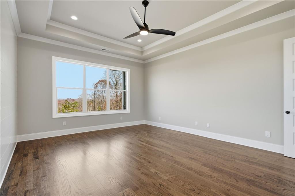 Gainesville, Georgia, 30506, United States, 4 Bedrooms Bedrooms, ,5 BathroomsBathrooms,Residential,For Sale,2008564