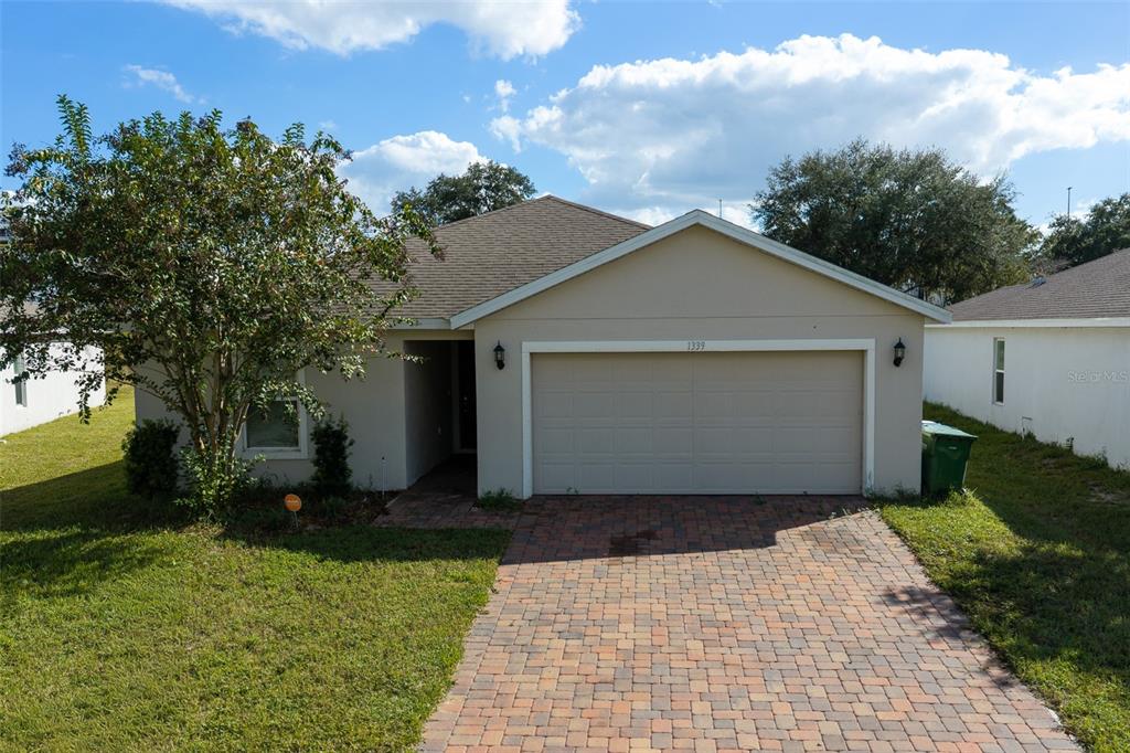 Lucerne Loop Rd, Winter Haven, FL 33881