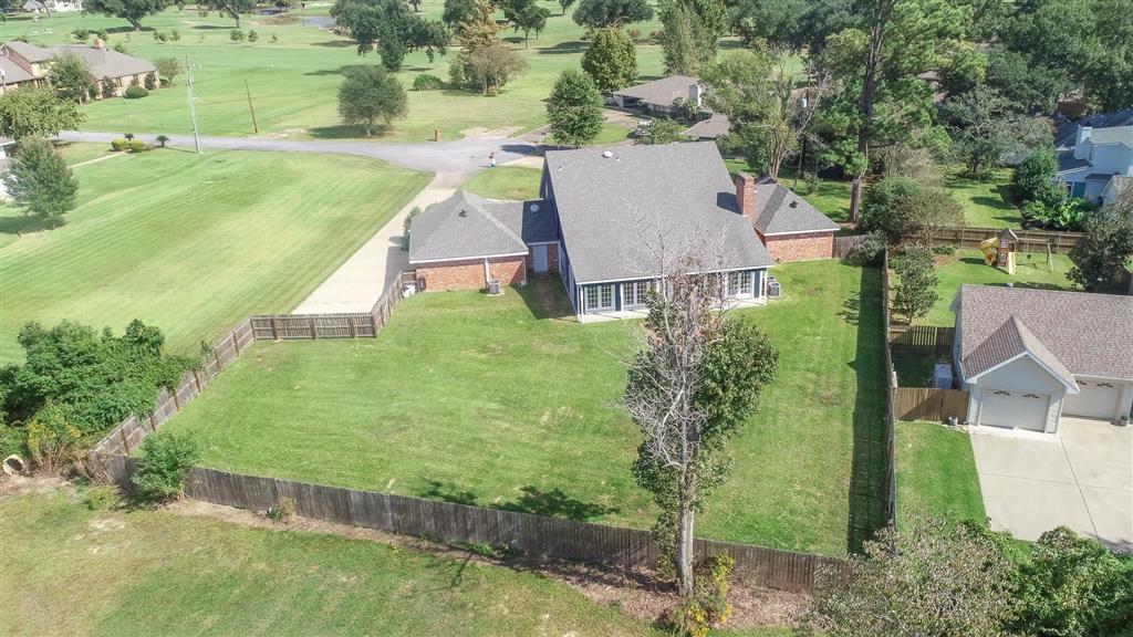 Lake Charles, Louisiana, 70605, United States, 4 Bedrooms Bedrooms, ,4 BathroomsBathrooms,Residential,For Sale,1979416