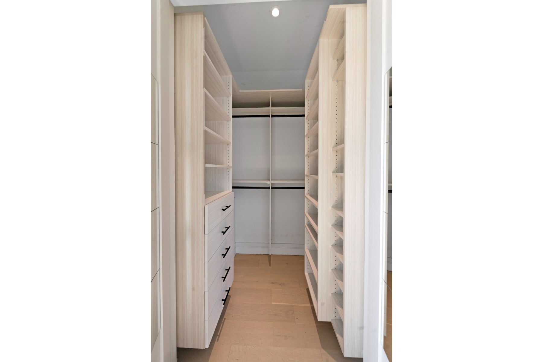  499 Van Buren St. 1, Brooklyn, NY, 11221 - 物件實景