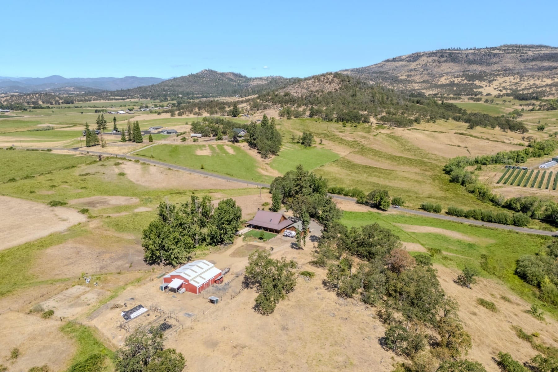  688 Worthington Road Eagle Point, OR 97524 - 物件實景