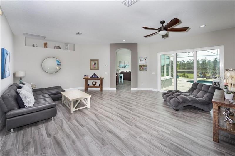8234 Snowy Egret Place, Bradenton, Florida, 34202, United States, 5 Bedrooms Bedrooms, ,3 BathroomsBathrooms,Residential,For Sale,8234 Snowy Egret Place,1087484