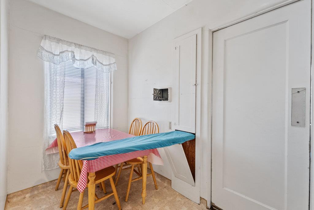 Watsonville, California, 95076, United States, 3 Bedrooms Bedrooms, ,1 BathroomBathrooms,Residential,For Sale,1889812