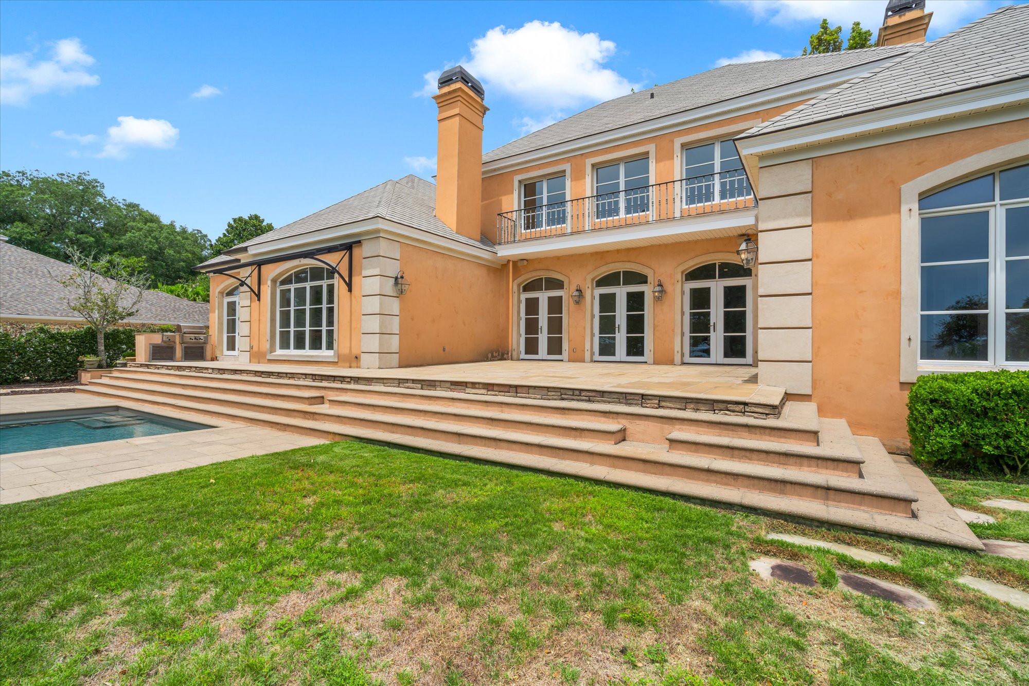  French Architecture on Bayou Texar - 物件實景