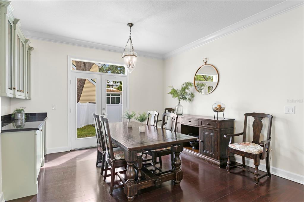 Tampa, Florida, 33629, United States, 4 Bedrooms Bedrooms, ,4 BathroomsBathrooms,Residential,For Sale,1885356
