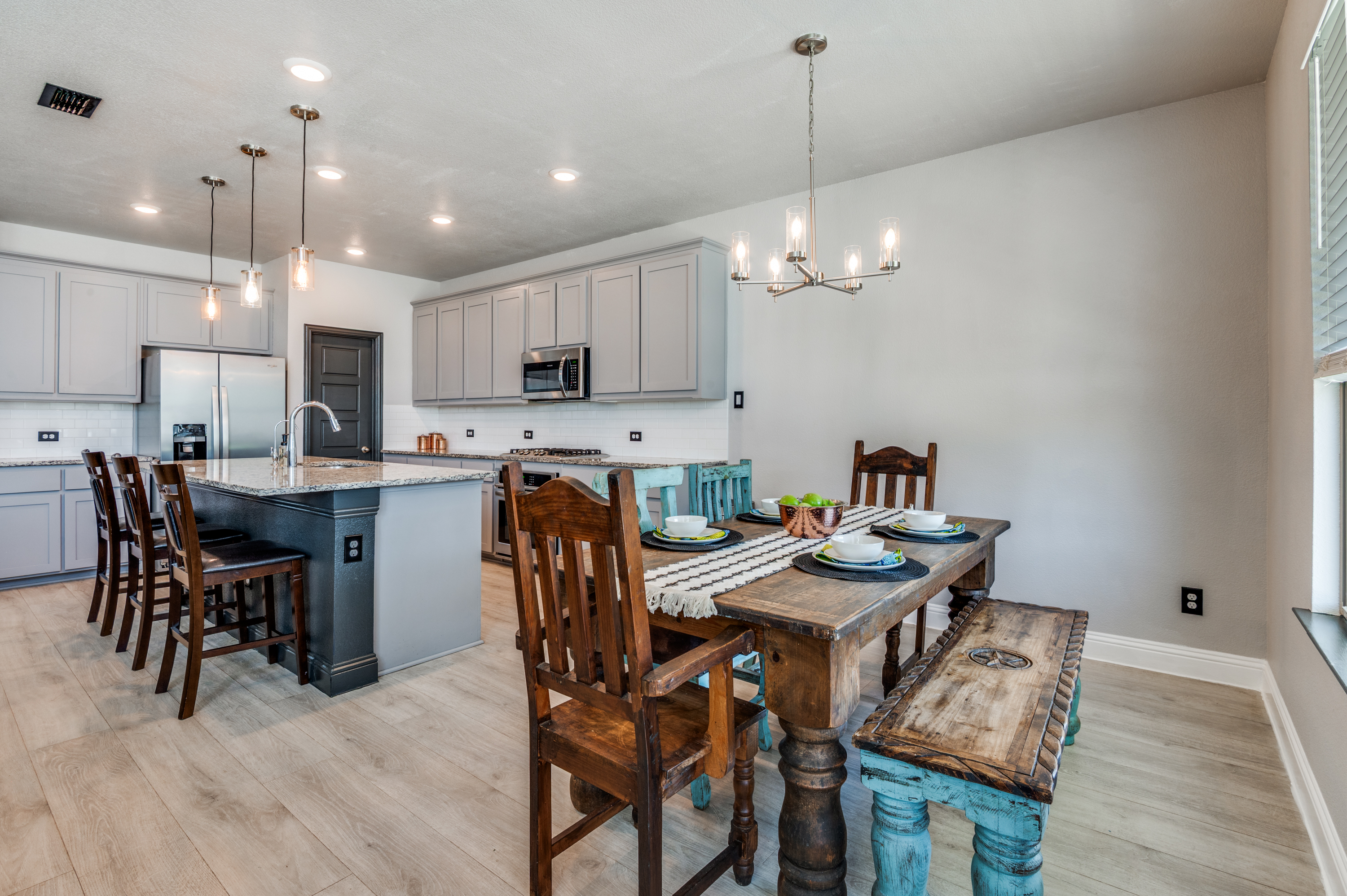  Burleson Beauty with Backyard Fun - 物件實景