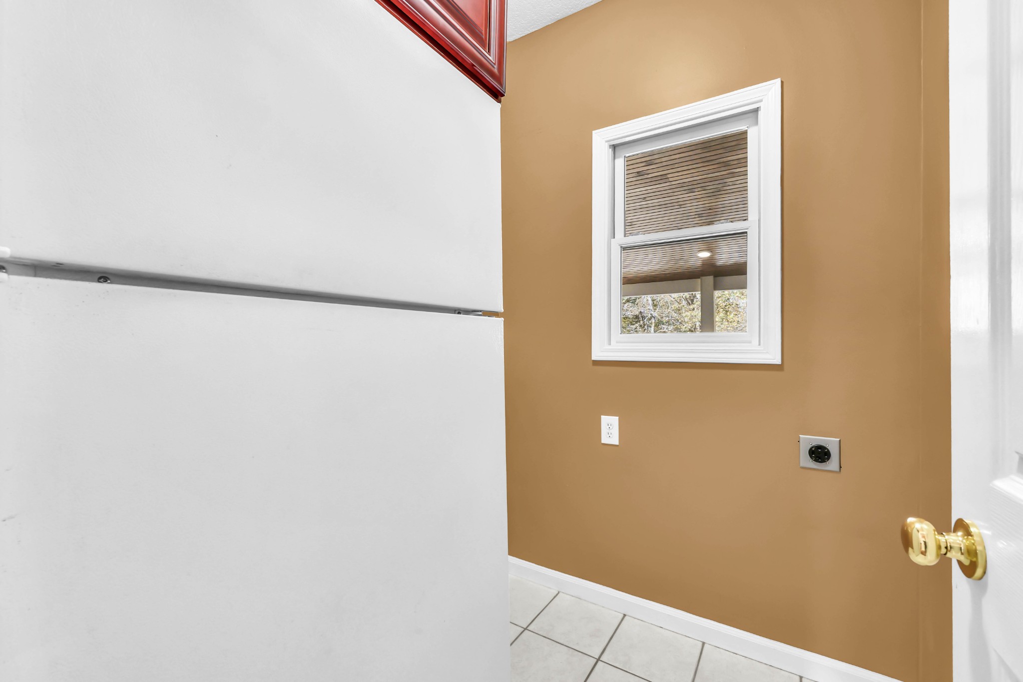 Clarksville, Tennessee, 37043, United States, 4 Bedrooms Bedrooms, ,4 BathroomsBathrooms,Residential,For Sale,1989948